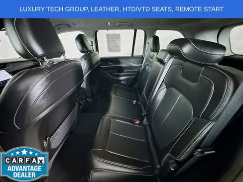Used 2023 Jeep Grand Cherokee Limited w/ Luxury Tech Group II AWD/4WD image 23