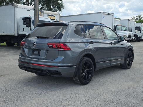 Used 2023 Volkswagen Tiguan SE R-Line FWD image 7