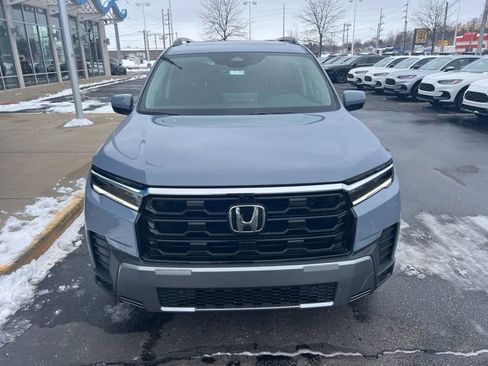 New 2026 Honda Pilot Touring image 1