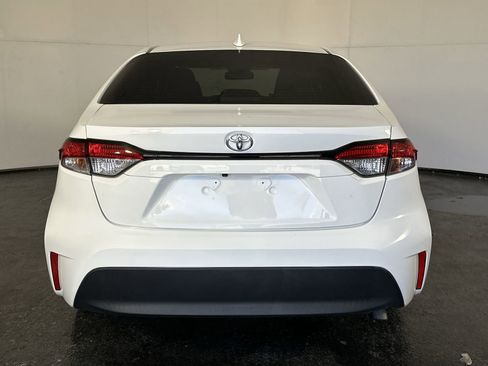 Used 2023 Toyota Corolla LE image 10