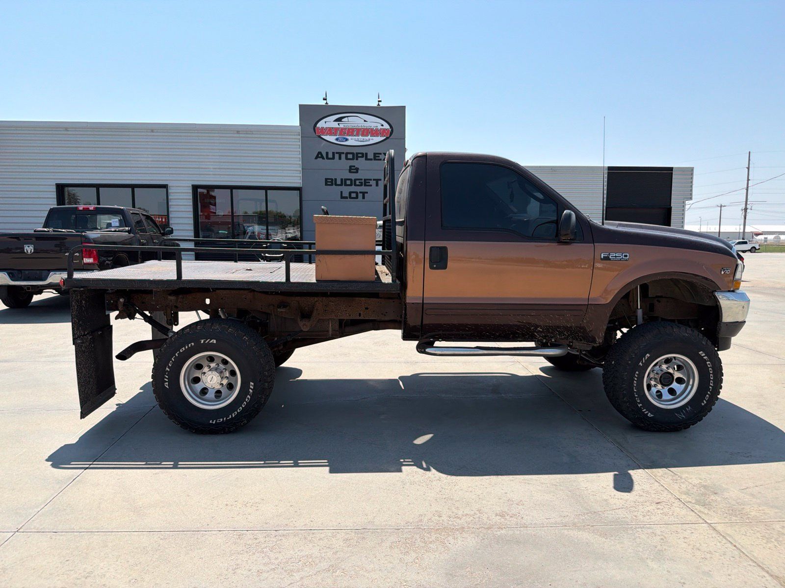Used 2003 Ford F250 XL AWD/4WD image 1