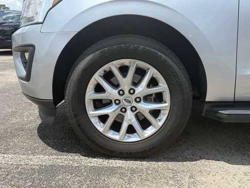 Used 2021 Ford Expedition Max XLT RWD image 9
