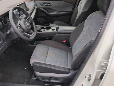 Used 2023 Nissan Rogue SV AWD/4WD image 14
