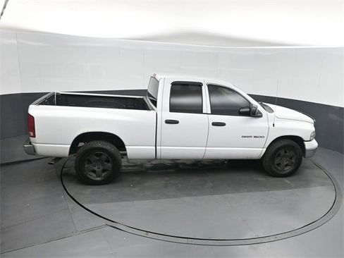 Used 2004 Dodge Ram 1500 Truck SLT image 28