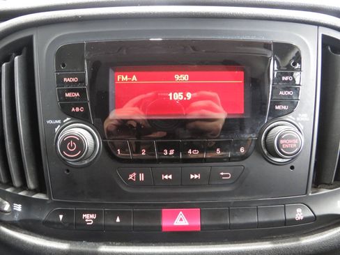 Used 2017 RAM ProMaster City Tradesman FWD image 16