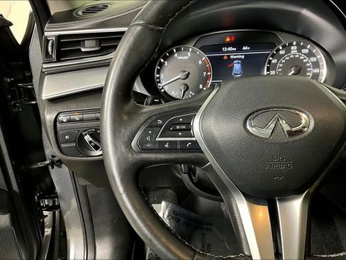 Used 2019 INFINITI QX50 Essential w/ Premium Heat Package image 18