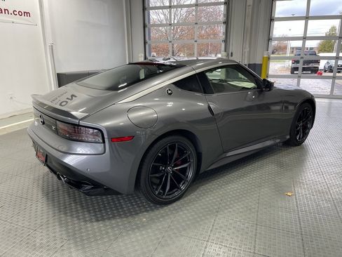 New 2025 Nissan Z Performance w/ Floor Mat Package image 9