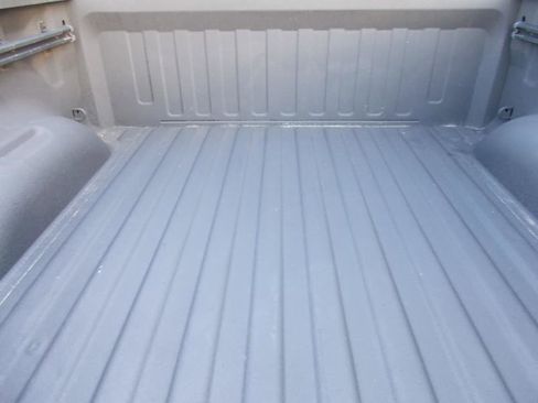 Used 2019 RAM 1500 Limited AWD/4WD image 17