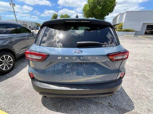 Used 2025 Ford Escape ST-Line image 6