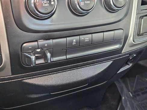 Used 2014 RAM 1500 Classic SLT w/ Remote Start & Security Group image 7