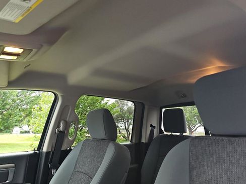 Used 2018 RAM 2500 Big Horn AWD/4WD image 16