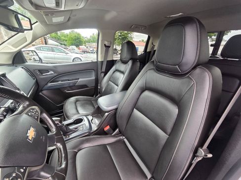 Used 2022 Chevrolet Colorado Z71 AWD/4WD image 14
