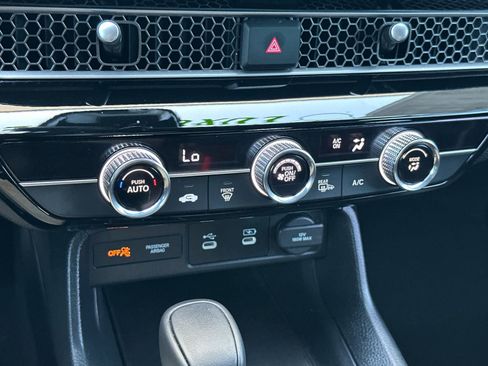 Used 2025 Honda Civic Sport image 20