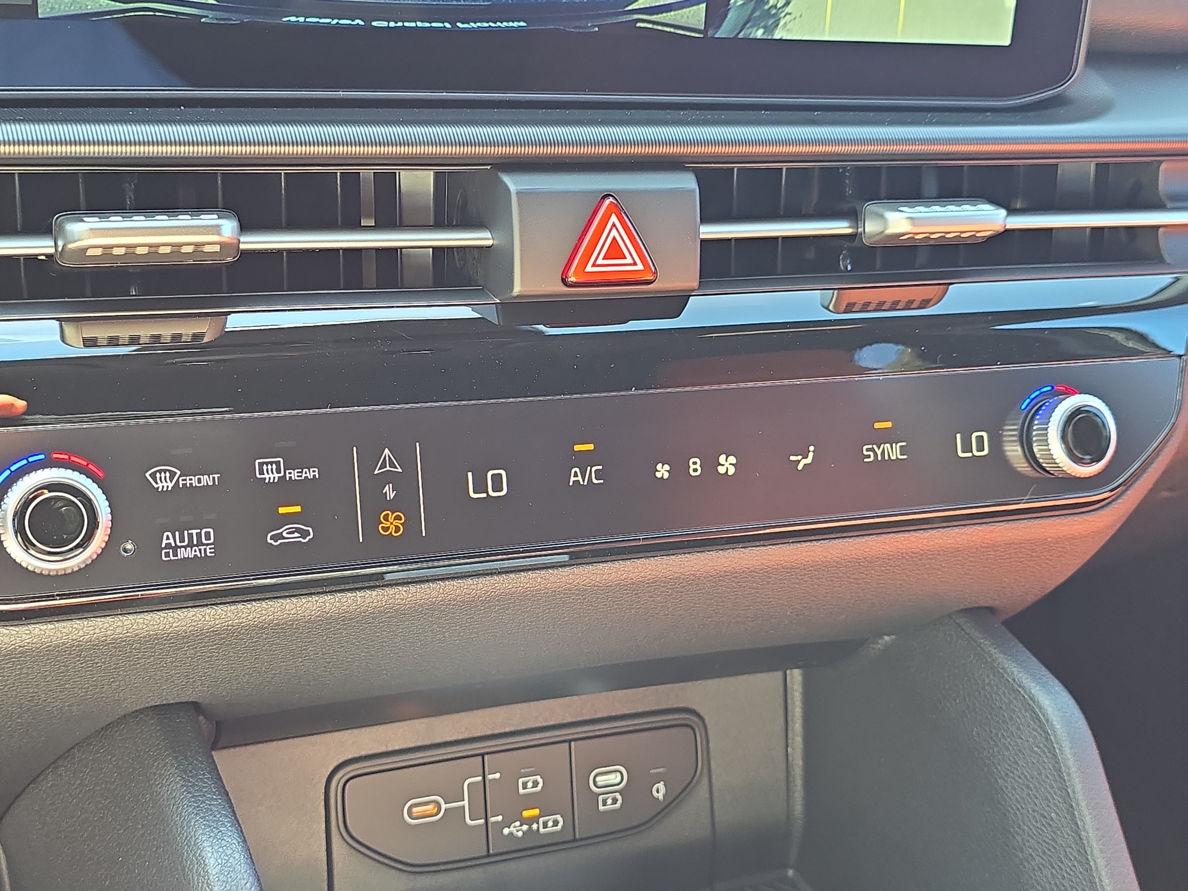 New 2027 Kia Sportage SX FWD image 26
