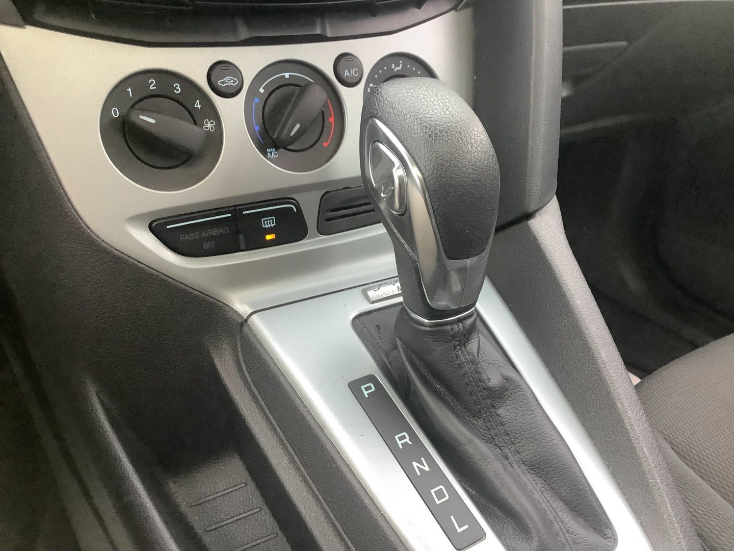 Used 2012 Ford Focus SE FWD image 33