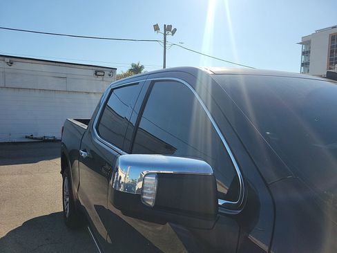 Used 2024 GMC Sierra 1500 Denali w/ Technology Package image 9