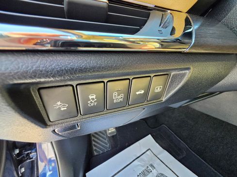 Used 2017 Toyota Avalon Limited FWD image 13