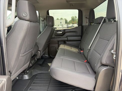 Used 2024 Chevrolet Silverado 1500 Custom Trail Boss w/ Dark Appearance Package AWD/4WD image 41