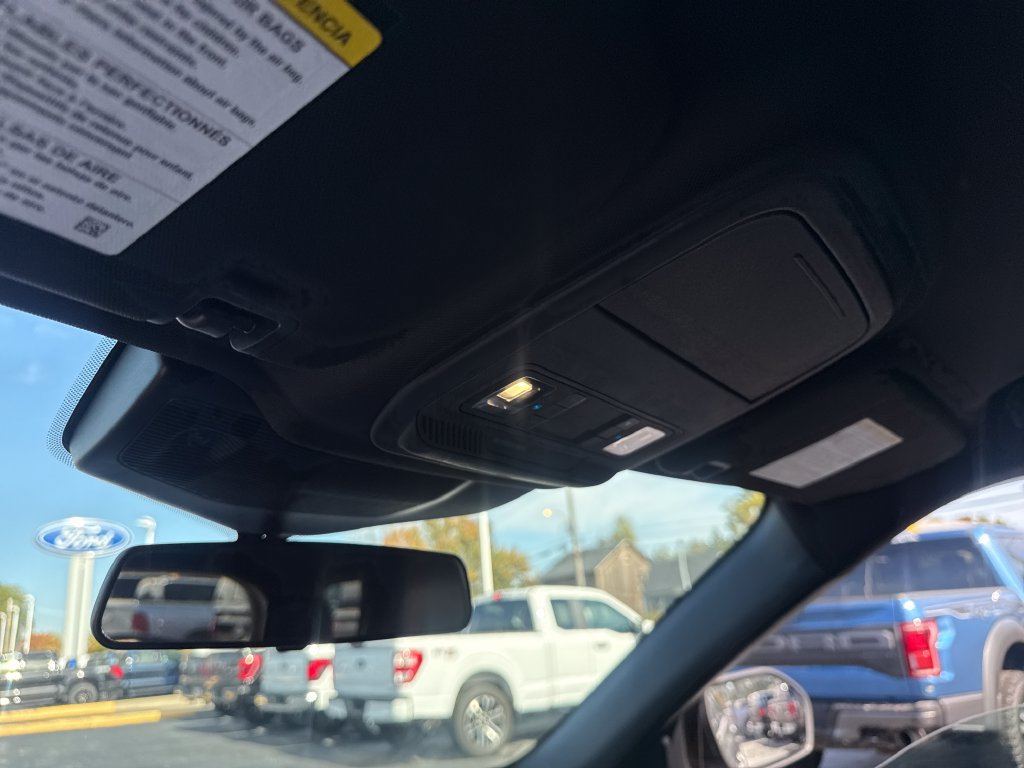 Used 2020 Ford Explorer XLT w/ Equipment Group 202A AWD/4WD image 41