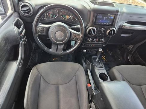 Used 2014 Jeep Wrangler Unlimited Sport w/ Quick Order Package 24S AWD/4WD image 9