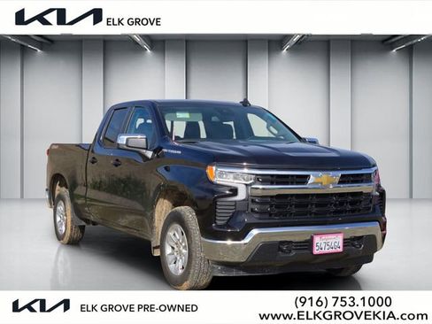 Used 2025 Chevrolet Silverado 1500 LT w/ Convenience Package II image 1