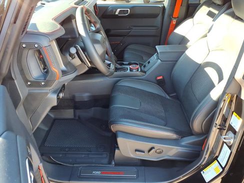 New 2025 Ford Bronco Raptor image 6