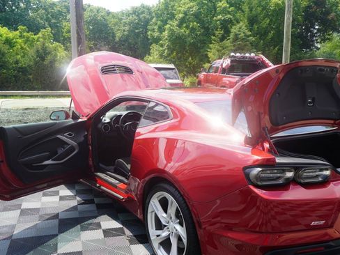 Used 2022 Chevrolet Camaro SS RWD image 80
