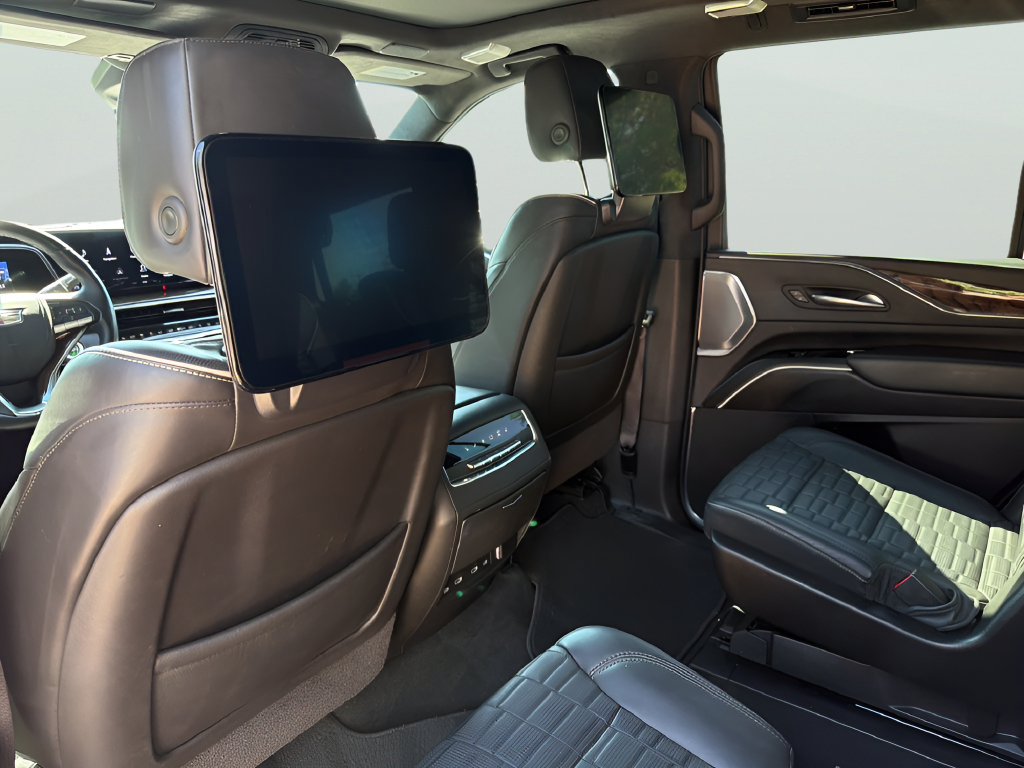 Used 2021 Cadillac Escalade Sport Platinum w/ LPO, ONYX Package RWD image 34