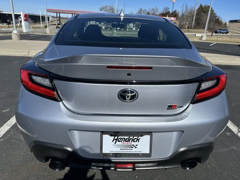 New 2026 Toyota GR86 Premium image 8