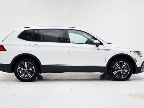 Used 2024 Volkswagen Tiguan Wolfsburg Edition image 3