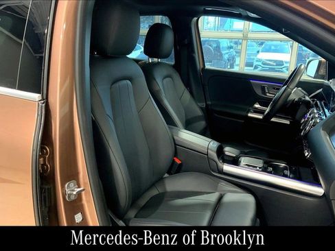 Certified 2023 Mercedes-Benz GLA 250 4MATIC image 11