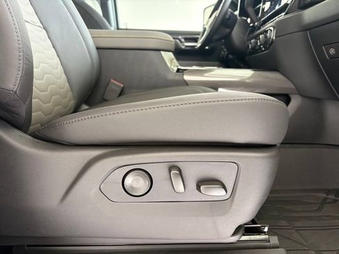 New 2026 Chevrolet Silverado 2500 ZR2 AWD/4WD image 47