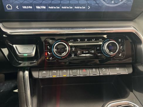 Used 2023 GMC Sierra 1500 Denali Ultimate image 28