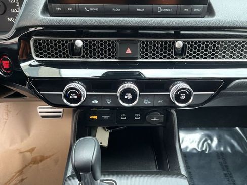 Used 2025 Honda Civic Sport image 18