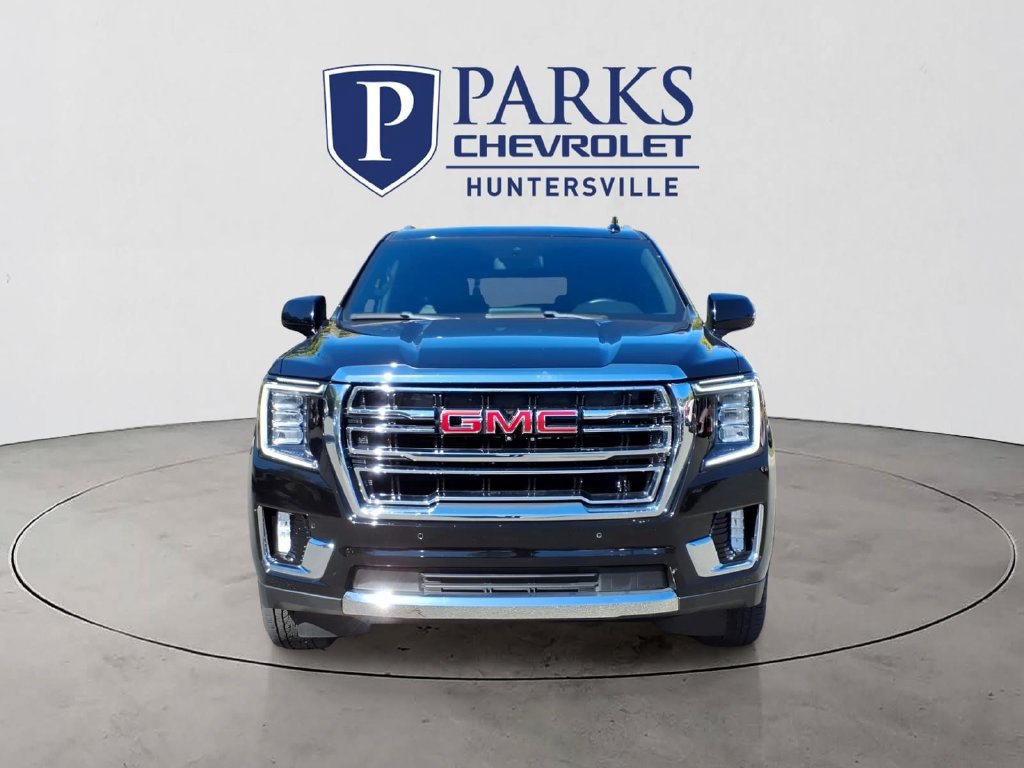 Used 2023 GMC Yukon XL SLT w/ SLT Premium Package AWD/4WD image 2