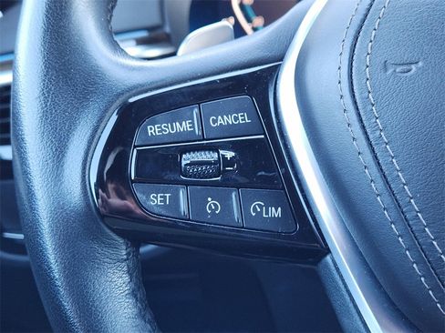 Used 2023 BMW 530e xDrive image 29