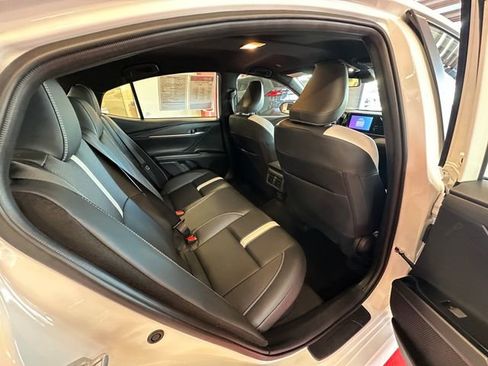 Certified 2025 Toyota Camry SE AWD/4WD image 15