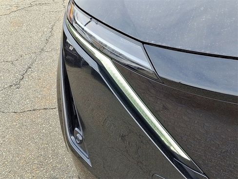 Used 2024 Nissan Ariya AWD image 10