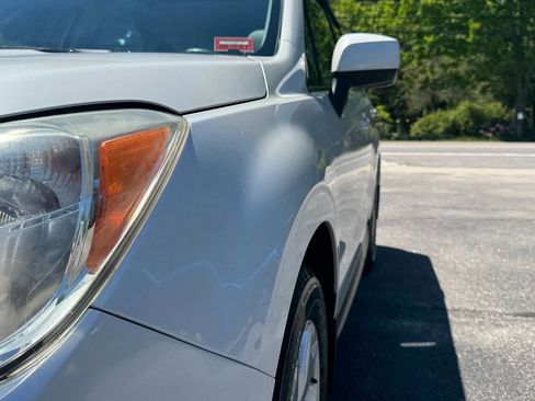 Used 2014 Subaru Forester 2.5i Premium w/ All-Weather Package AWD/4WD image 10