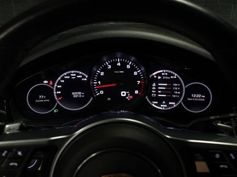 Used 2019 Porsche Cayenne w/ Premium Package AWD/4WD image 64