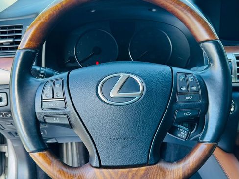 Used 2017 Lexus LS 460 image 11