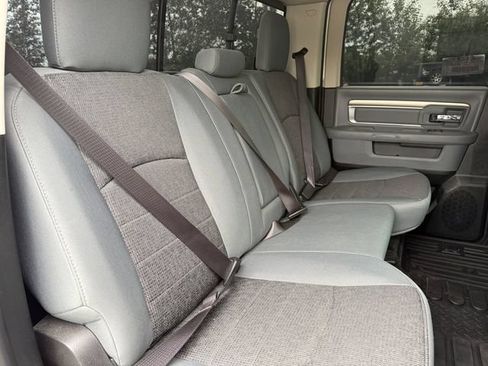 Used 2019 RAM 1500 Warlock AWD/4WD image 17