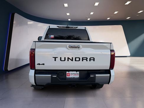 Used 2024 Toyota Tundra Limited image 4