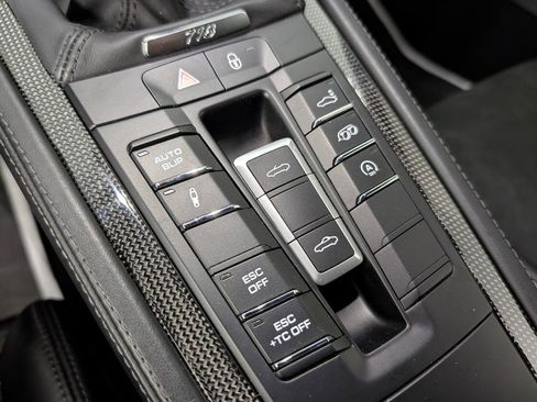 Certified 2023 Porsche 718 Boxster Spyder image 32