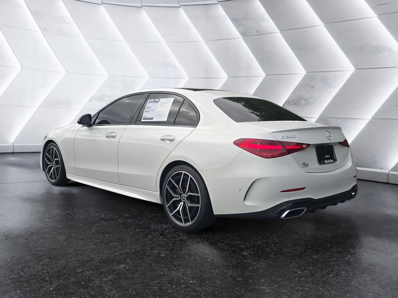 Used 2023 Mercedes-Benz C 300 Sedan image 3