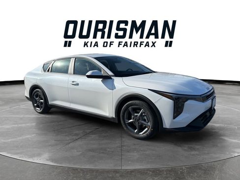 New 2026 Kia K4 FWD image 1