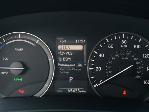 Used 2016 Lexus RX 450h FWD w/ Luxury Package image 31