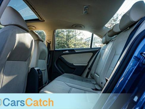 Used 2018 Volkswagen Jetta SE image 19