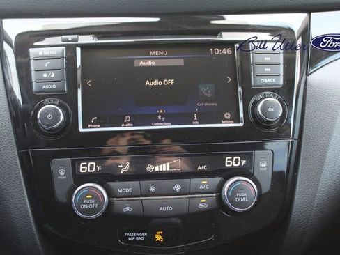 Used 2021 Nissan Rogue Sport SV image 17