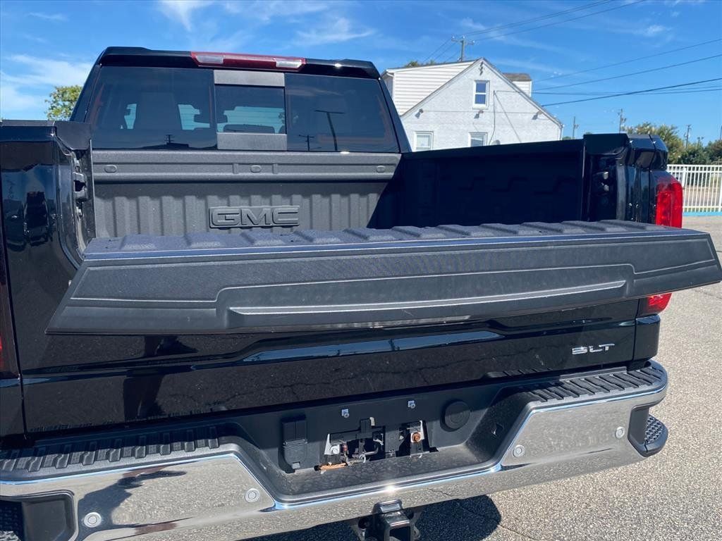 Certified 2025 GMC Sierra 1500 SLT w/ SLT Premium Plus Package AWD/4WD image 6